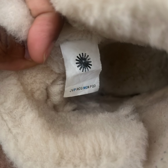 Ugg boots for kids - Picture 6 of 6